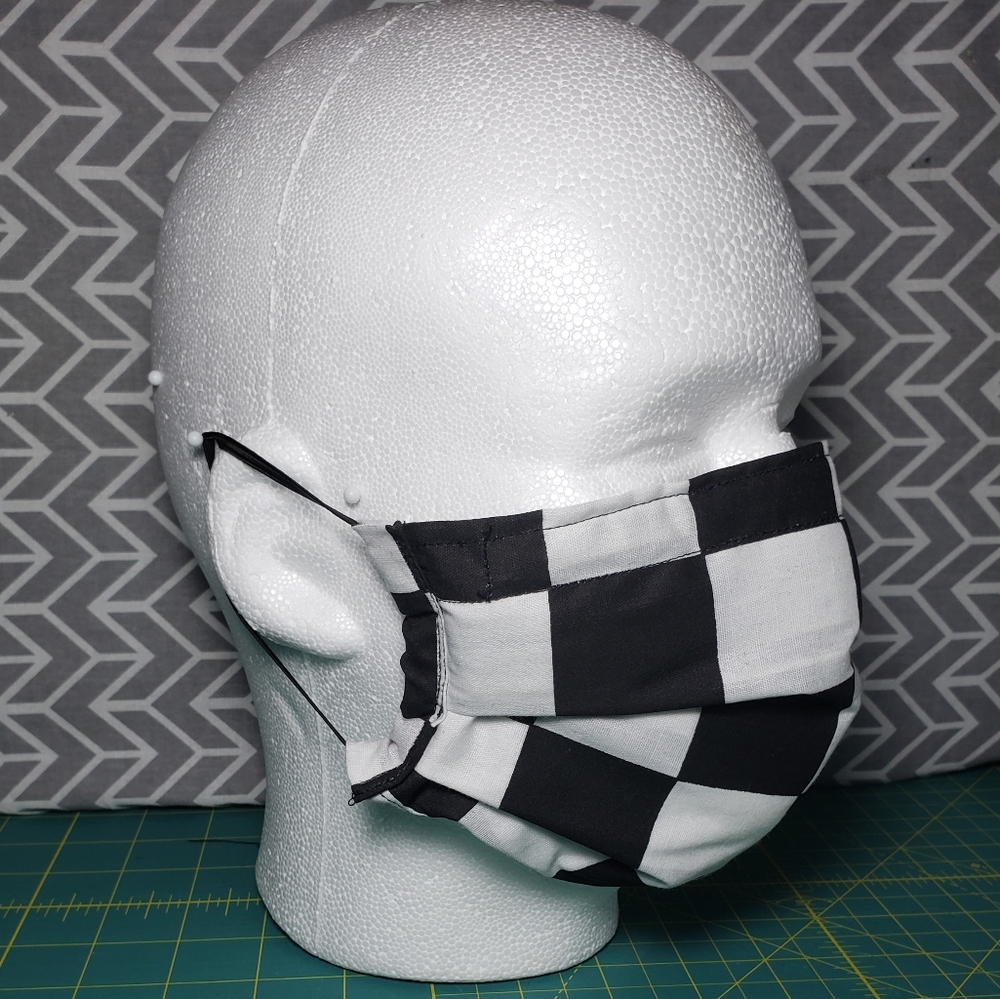 💥SOLD💥Checkered face mask